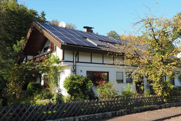 7 Expert Tips to Boost Solar Panel Efficiency